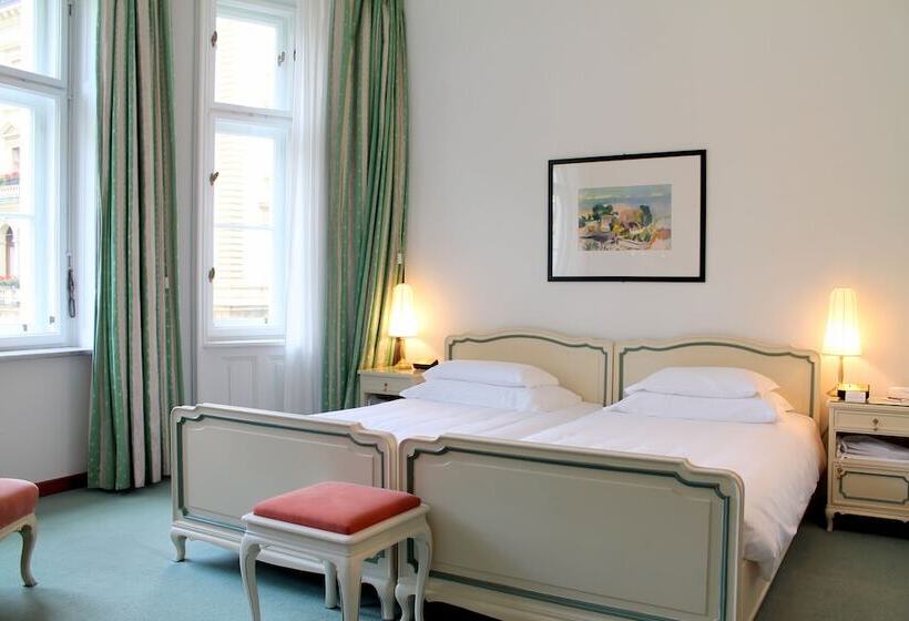 اتاق راحتی, Parkhotel Laurin