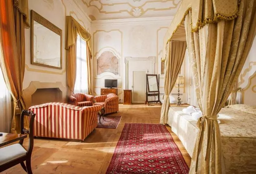 Presidenttisviitti, Villa Cornér Della Regina
