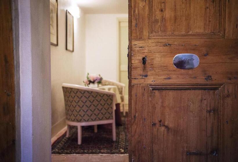 جناح عائلي, Villa Cornér Della Regina