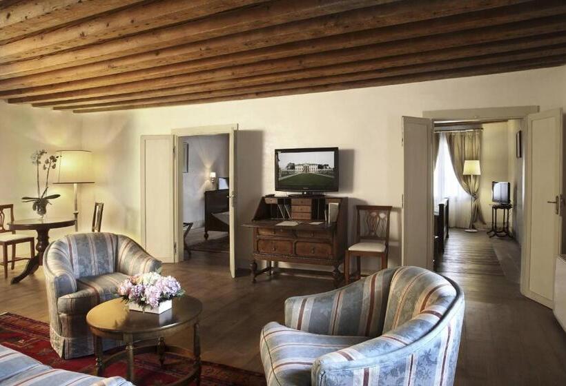 סוויטה משפחתית, Villa Cornér Della Regina