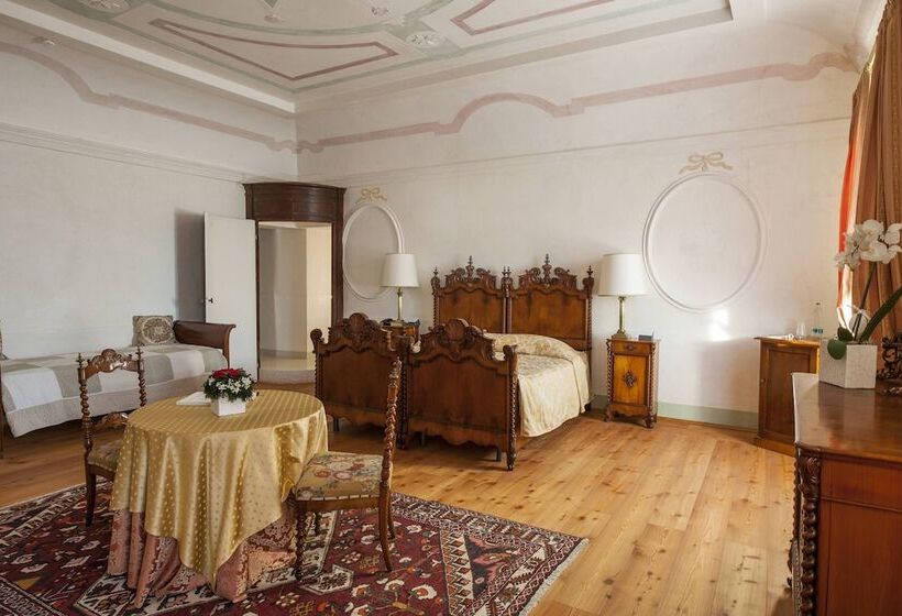 جناح جونيور ديلوكس, Villa Cornér Della Regina