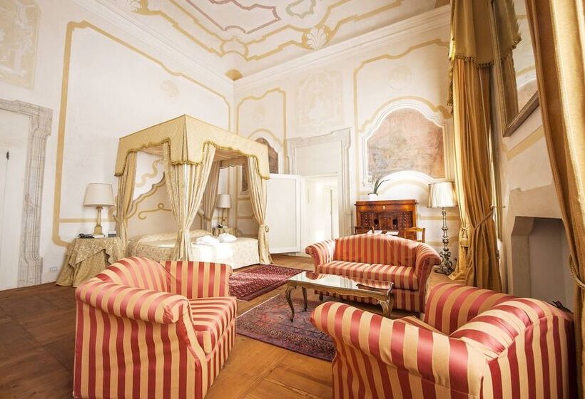 جناح رئاسى, Villa Cornér Della Regina