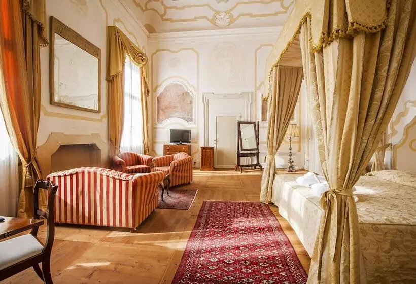 Presidenttisviitti, Villa Cornér Della Regina