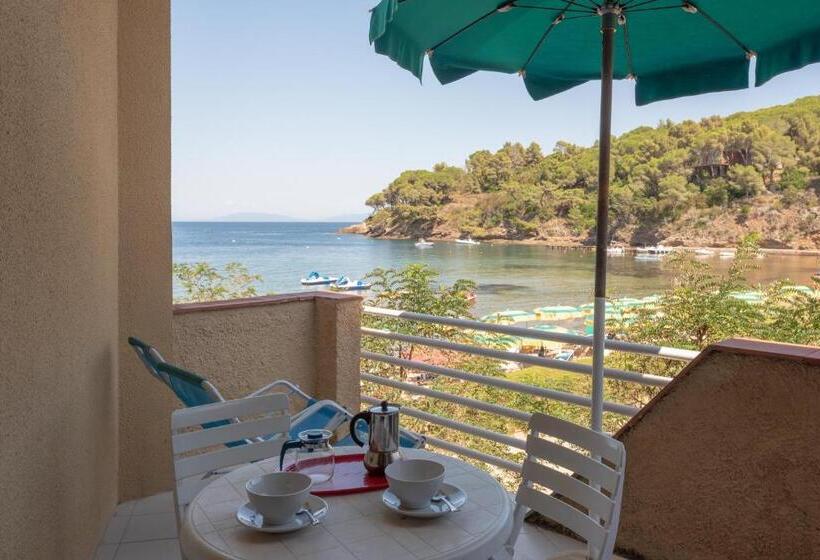 침실 2개 아파트, Residence Le Acacie