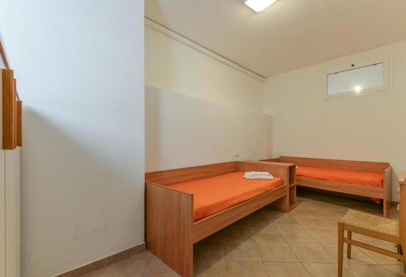 带2个卧室的公寓, Residence Le Acacie