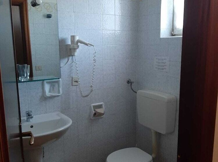 带海景的高档工作室, Residence Sole