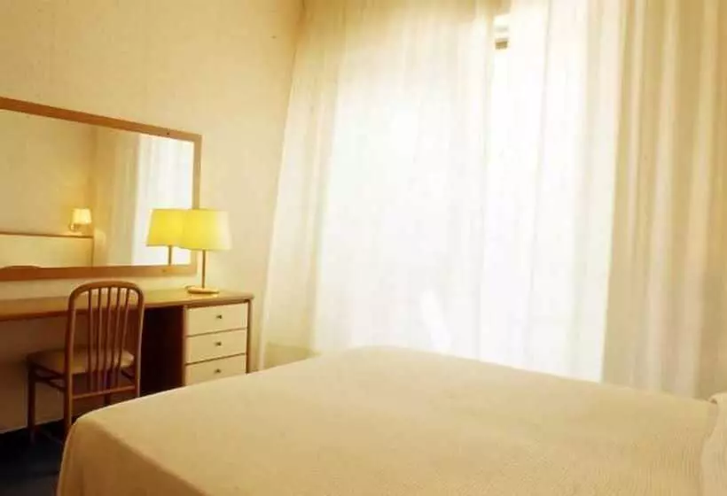 اتاق استاندارد, B&b Hotel Riviera Celle Ligure