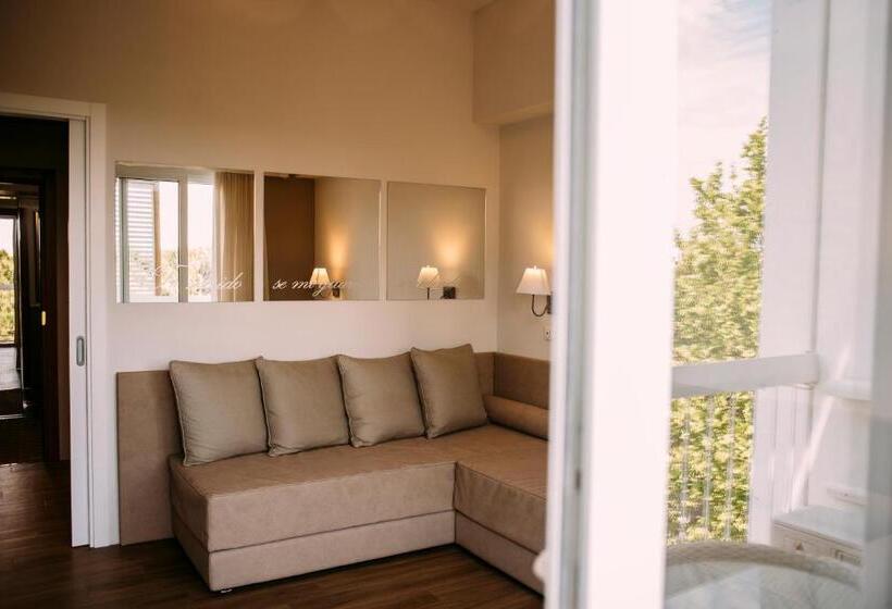 套房, Saraceno Resort With Private Beach