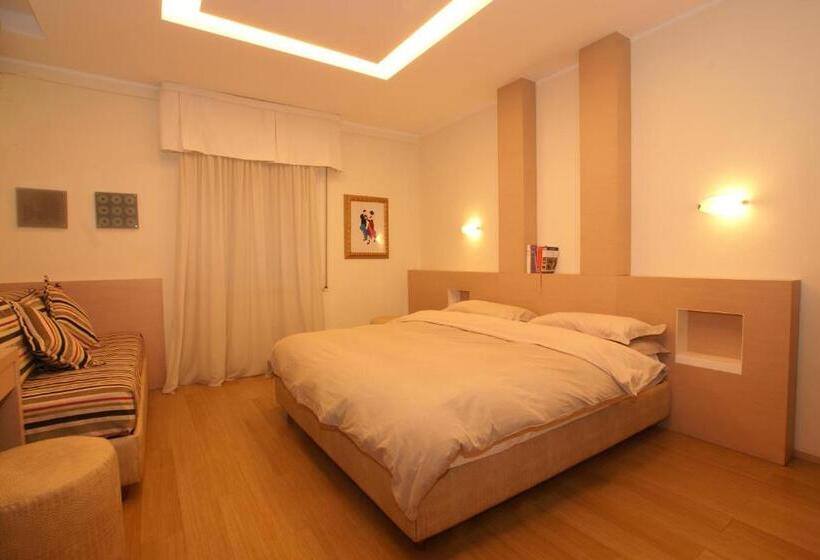 小型套房, Saraceno Resort With Private Beach