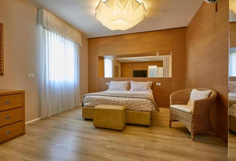 小型套房, Saraceno Resort With Private Beach