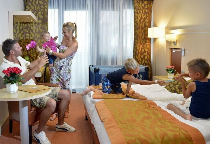 Семейный Номер, Sopron