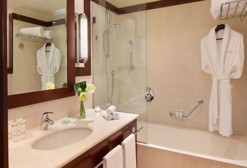 اتاق خانوادگی, Starhotels Excelsior