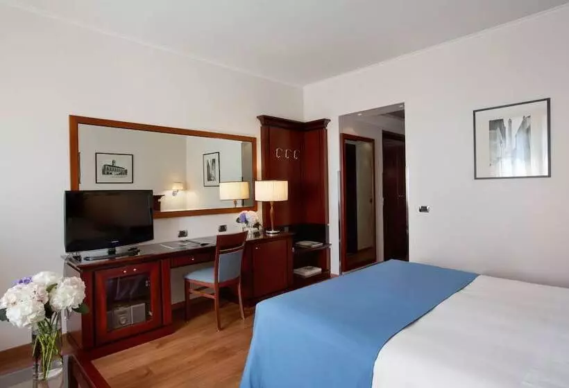 سوییت جونیور, Starhotels Excelsior