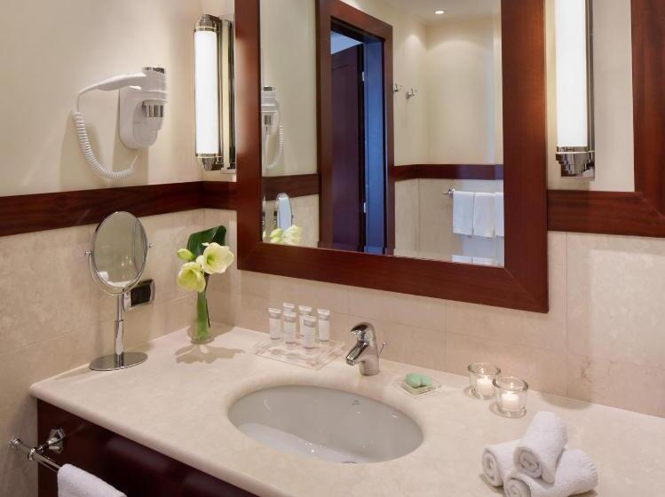 חדר משפחתי, Starhotels Excelsior