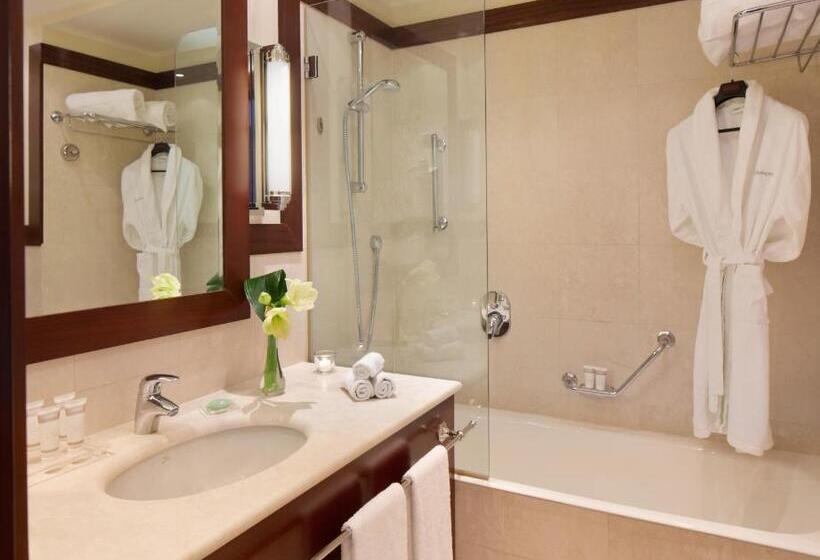 اتاق خانوادگی, Starhotels Excelsior