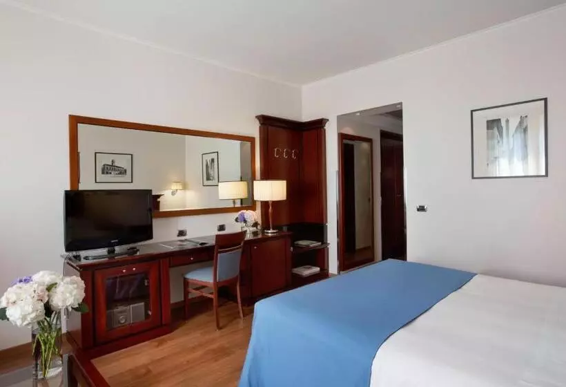سوییت جونیور, Starhotels Excelsior