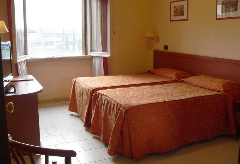 חדר סטנדרט, Valmarina