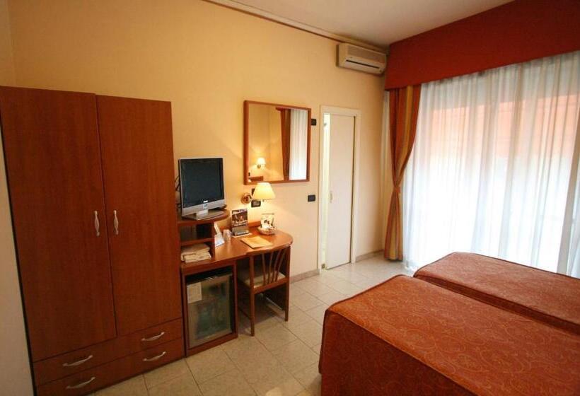 חדר סטנדרט, Valmarina