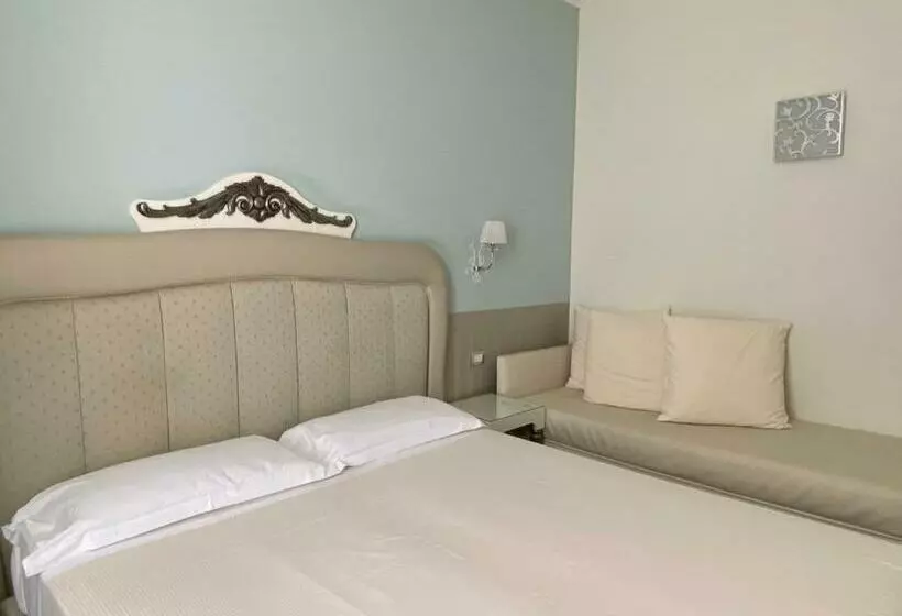 اتاق کلاسیک سه تخته, Jr Hotels Oriente Bari
