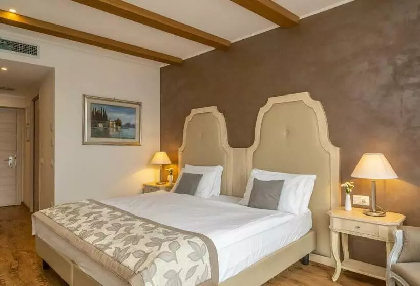 デラックスジュニアスイート, Lake Front Hotel Brenzone