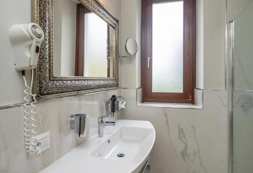 高级套房, Lake Front Hotel Brenzone