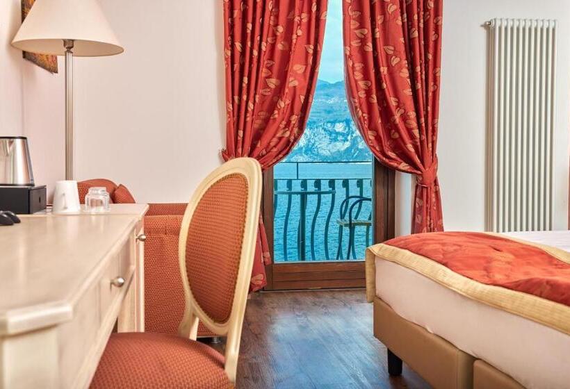 高级套房, Lake Front Hotel Brenzone