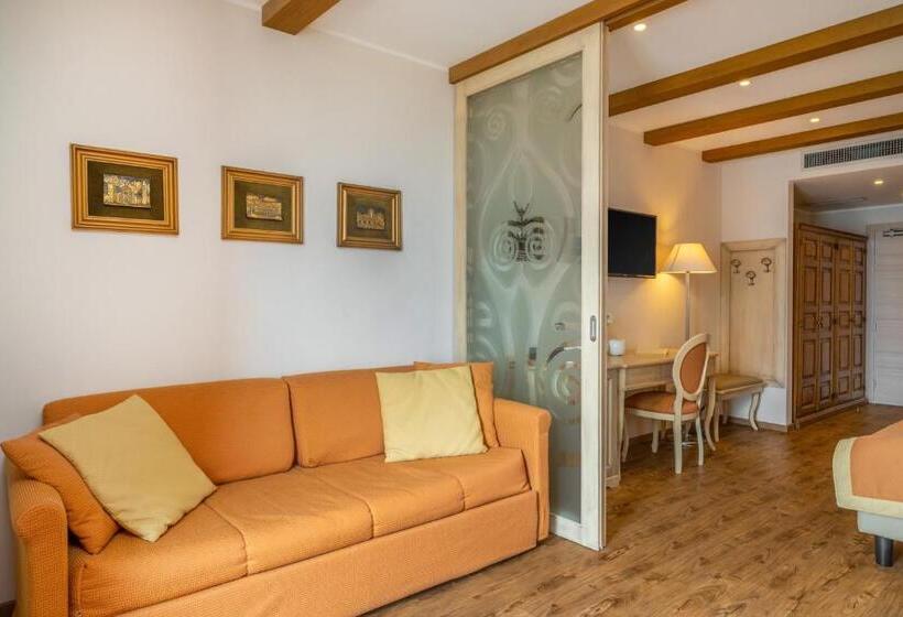 带大床的套房, Lake Front Hotel Brenzone