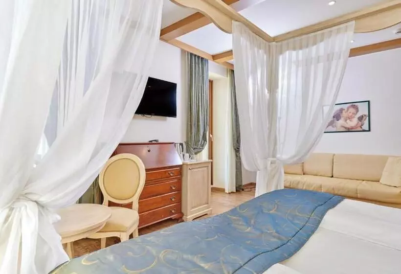 エクゼクティブスイート, Lake Front Hotel Brenzone