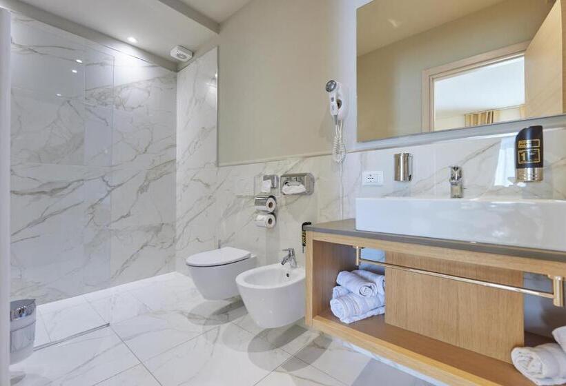 小型套房, Lake Front Hotel Brenzone