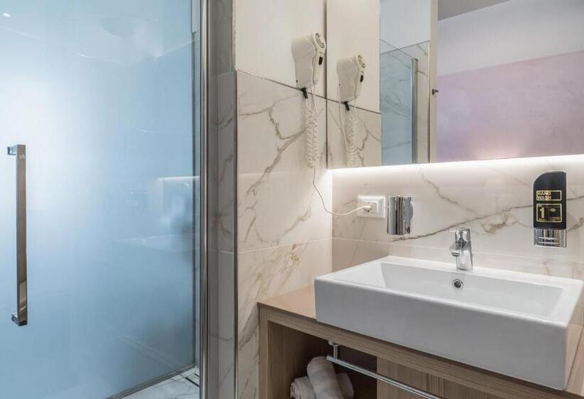 标准间, Lake Front Hotel Brenzone