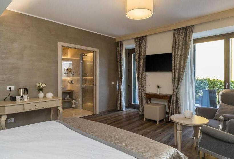 테라스 스위트, Lake Front Hotel Brenzone