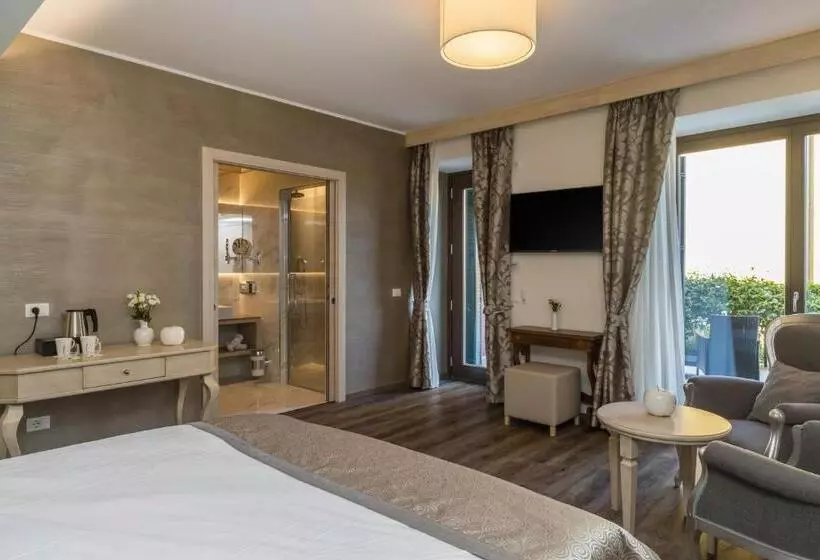 テラス付スイート, Lake Front Hotel Brenzone