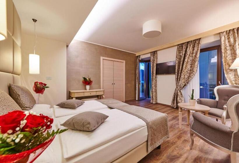 테라스 스위트, Lake Front Hotel Brenzone