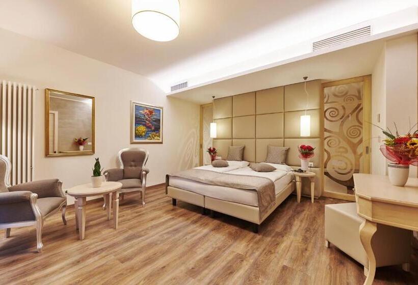 带露台的套间, Lake Front Hotel Brenzone