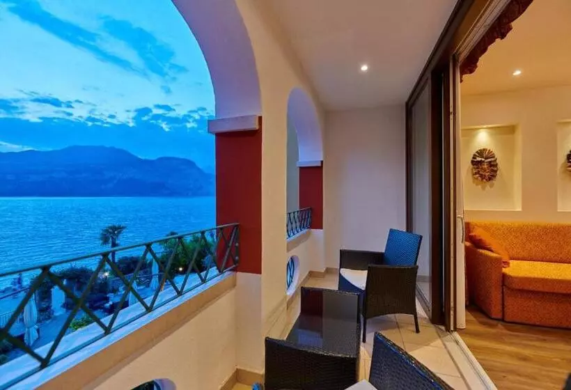 デラックススイート, Lake Front Hotel Brenzone