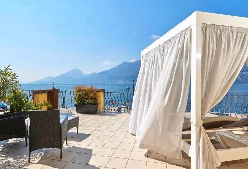 이그제큐티브 스위트, Lake Front Hotel Brenzone