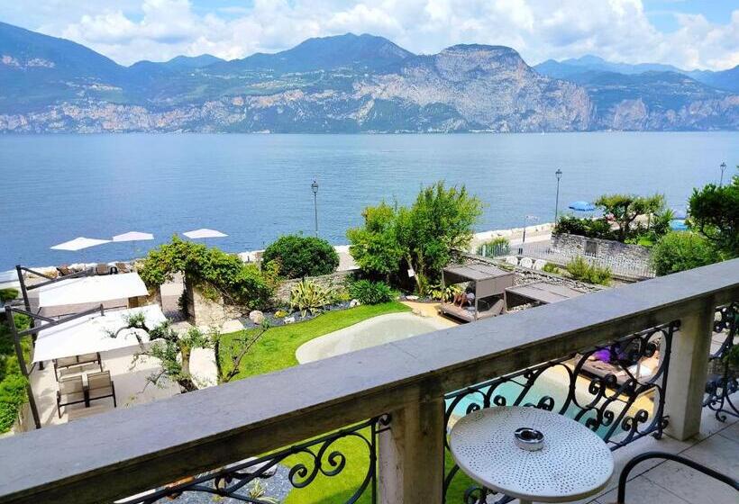 패밀리 룸, Lake Front Hotel Brenzone
