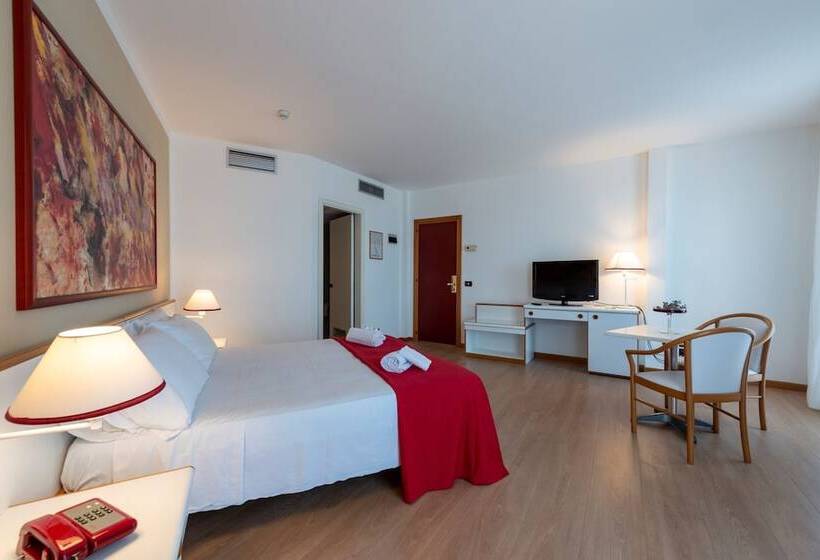 スタンダードルーム, Torre Normanna