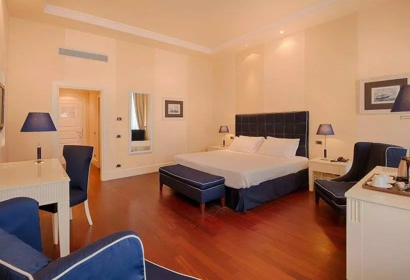 اتاق سوپریور با چشمانداز دریا, Grand Hotel Palazzo Livorno