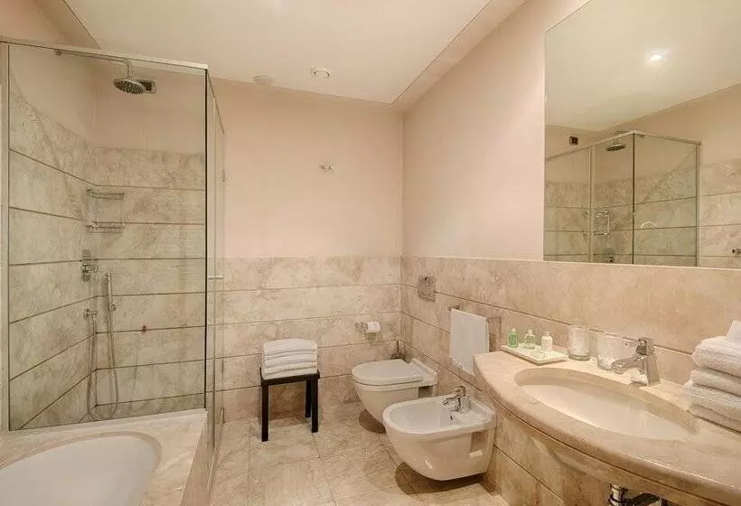 اتاق سوپریور با چشمانداز دریا, Grand Hotel Palazzo Livorno