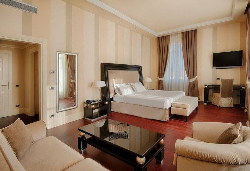 سوییت جونیور با چشمانداز دریا, Gh Palazzo Suite & Spa