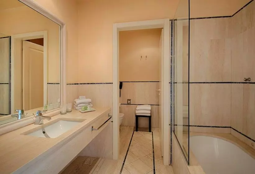 سوییت جونیور با چشمانداز دریا, Grand Hotel Palazzo Livorno