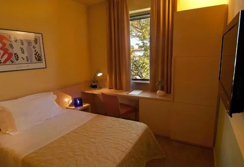 スタンダードシングルルーム, Albergo Celide
