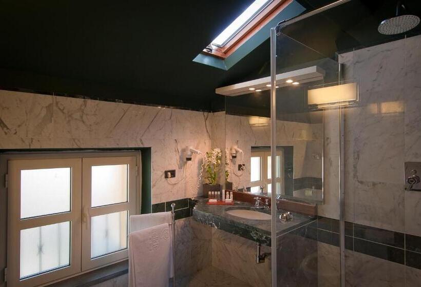 اتاق کلاسیک, Albergo Celide