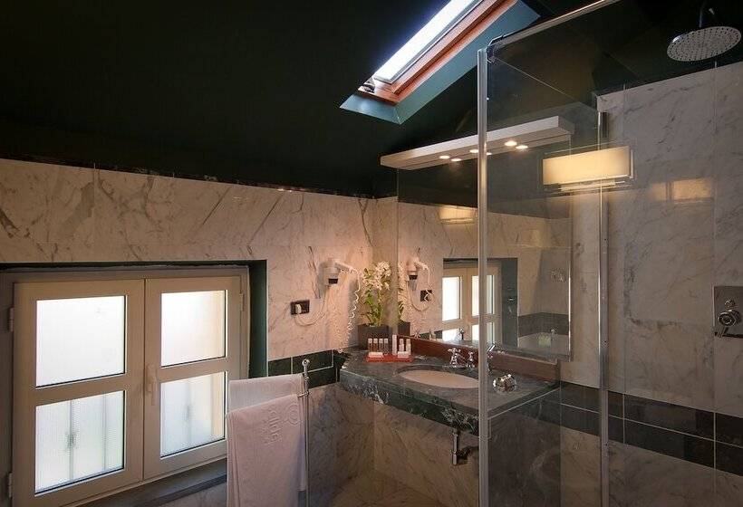 اتاق کلاسیک, Albergo Celide