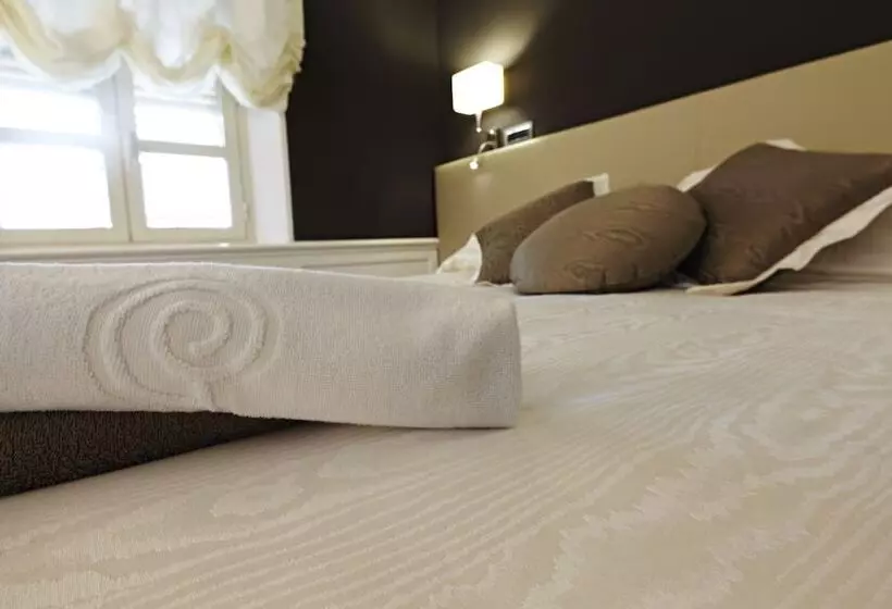 デラックスルーム, Albergo Celide