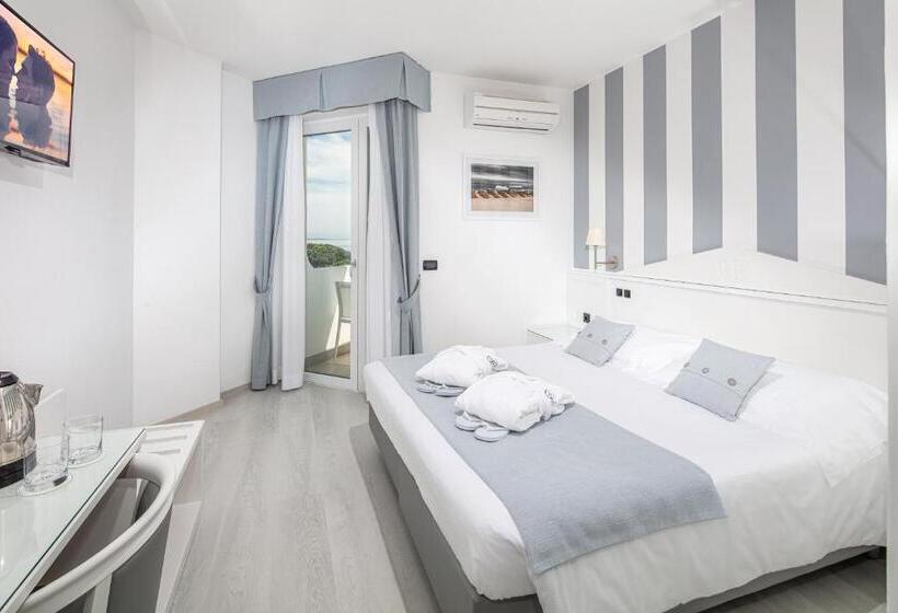 اتاق استاندارد با چشمانداز دریا, Bellavista