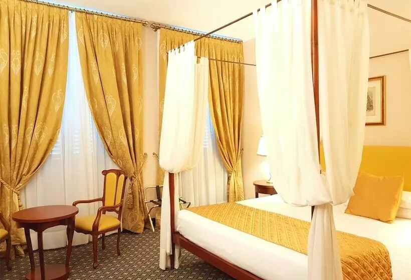 Quarto deluxe, Berchielli