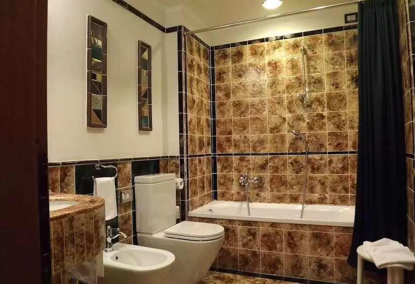 Deluxe room with river view, Berchielli