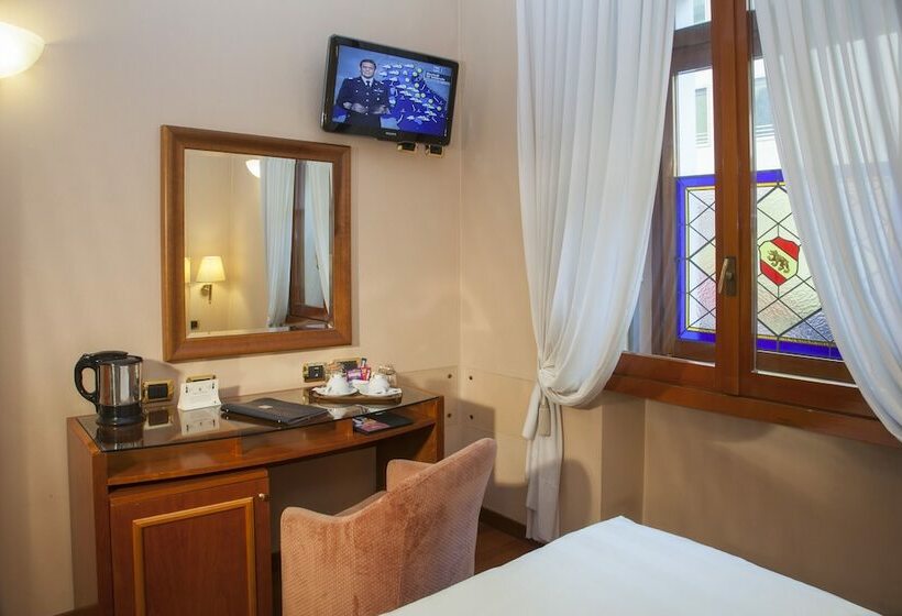 اتاق استاندارد یک نفره, Berna